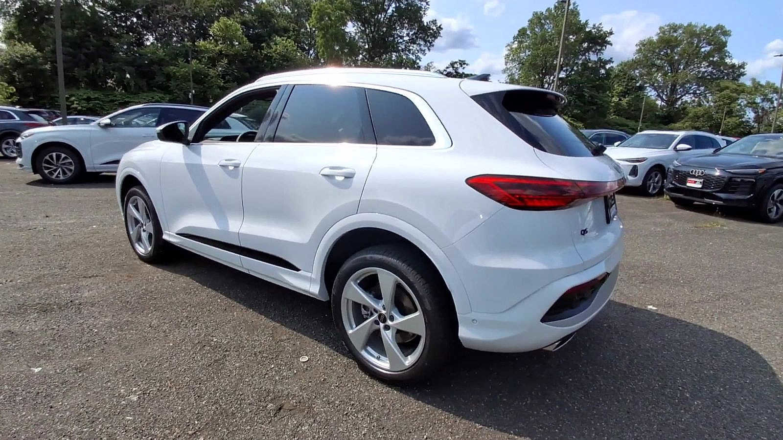 New 2025 Audi Q5 Premium Plus image 6