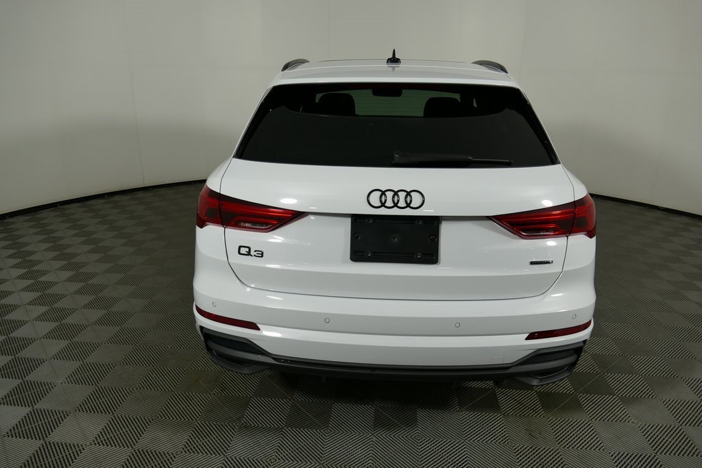 Certified 2025 Audi Q3 2.0T Premium Plus w/ Premium Plus Package image 4