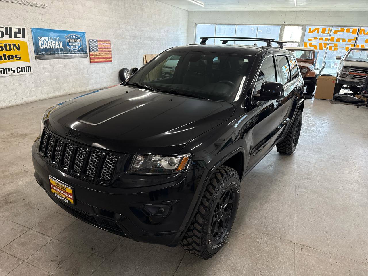 Used 2015 Jeep Grand Cherokee Altitude image 97