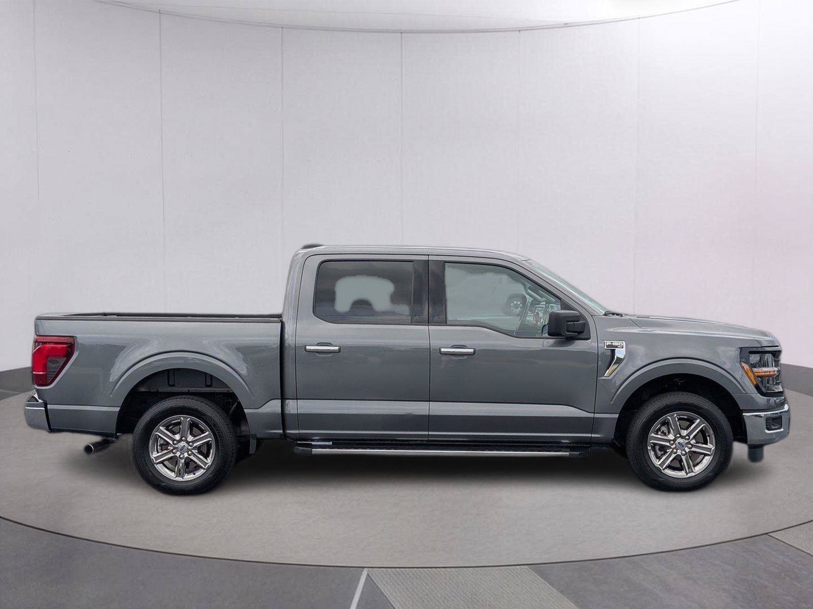Used 2025 Ford F150 XLT w/ Equipment Group 301A Standard RWD image 8