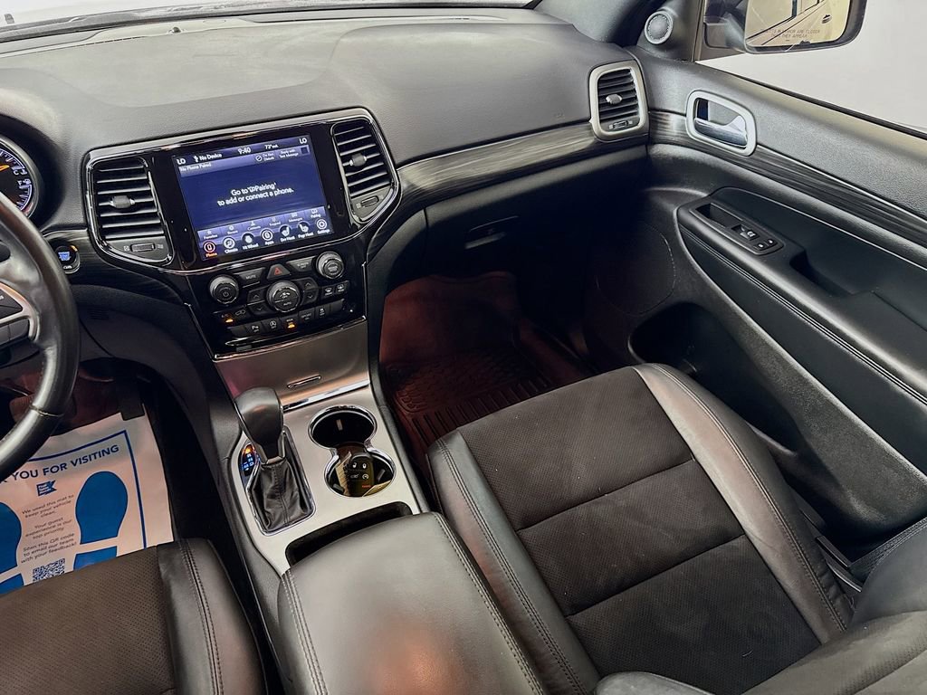 Used 2022 Jeep Grand Cherokee Laredo X image 29