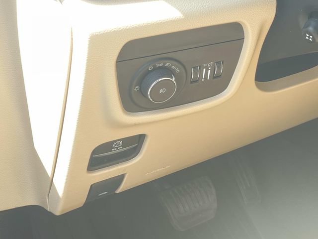 Used 2021 Jeep Grand Cherokee L Limited w/ Luxury Tech Group II AWD/4WD image 19