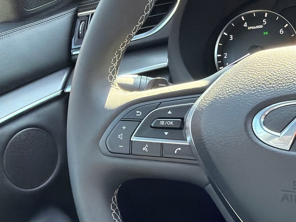 Used 2023 INFINITI QX55 Luxe w/ Cargo Package image 23