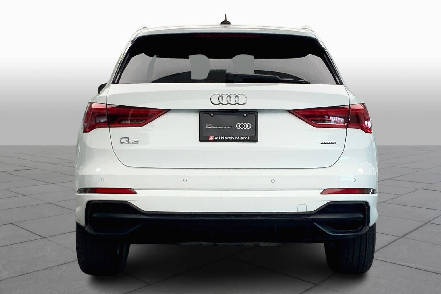 Used 2021 Audi Q3 2.0T Premium w/ Convenience Package AWD/4WD image 5