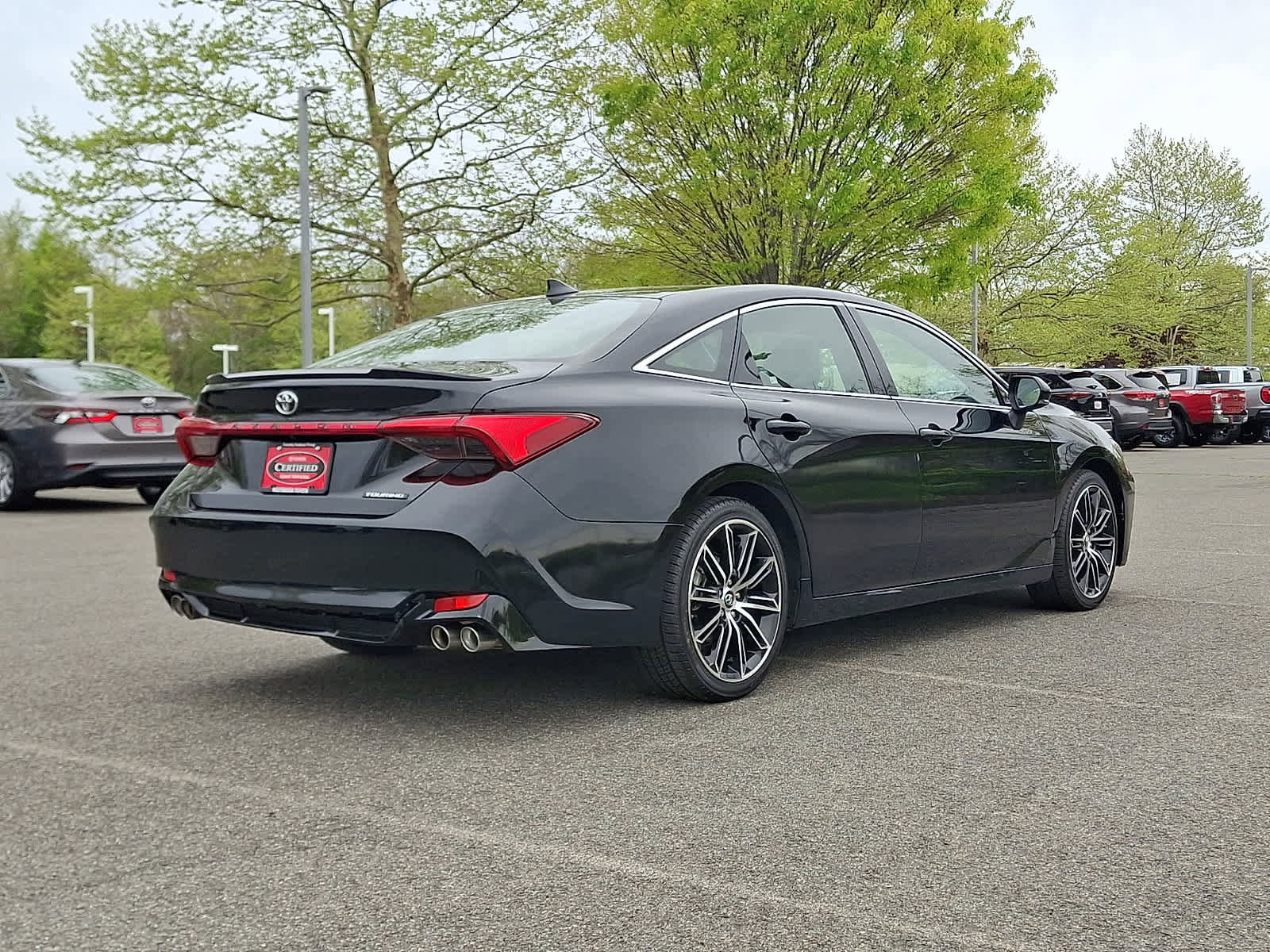 Certified 2019 Toyota Avalon Touring w/ All Weather Liner Package FWD image 5