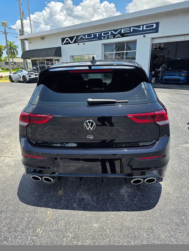Used 2024 Volkswagen Golf R AWD/4WD image 4