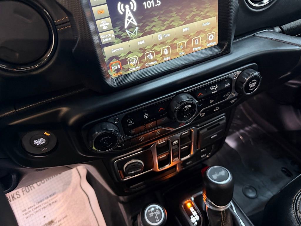 Used 2022 Jeep Wrangler Unlimited Sahara image 21