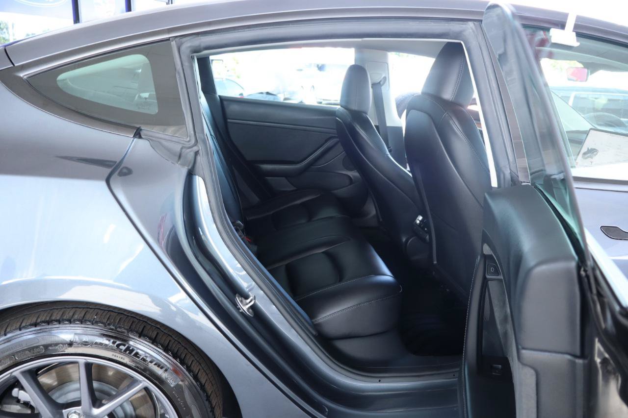Used 2023 Tesla Model 3 Standard Range RWD image 31