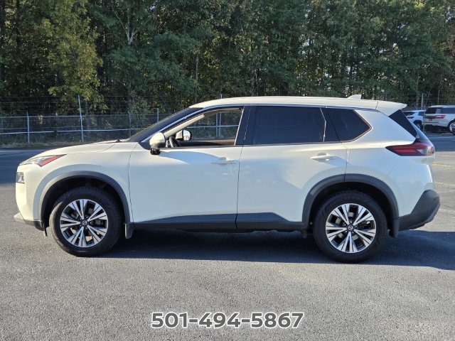 Used 2021 Nissan Rogue SV FWD image 2