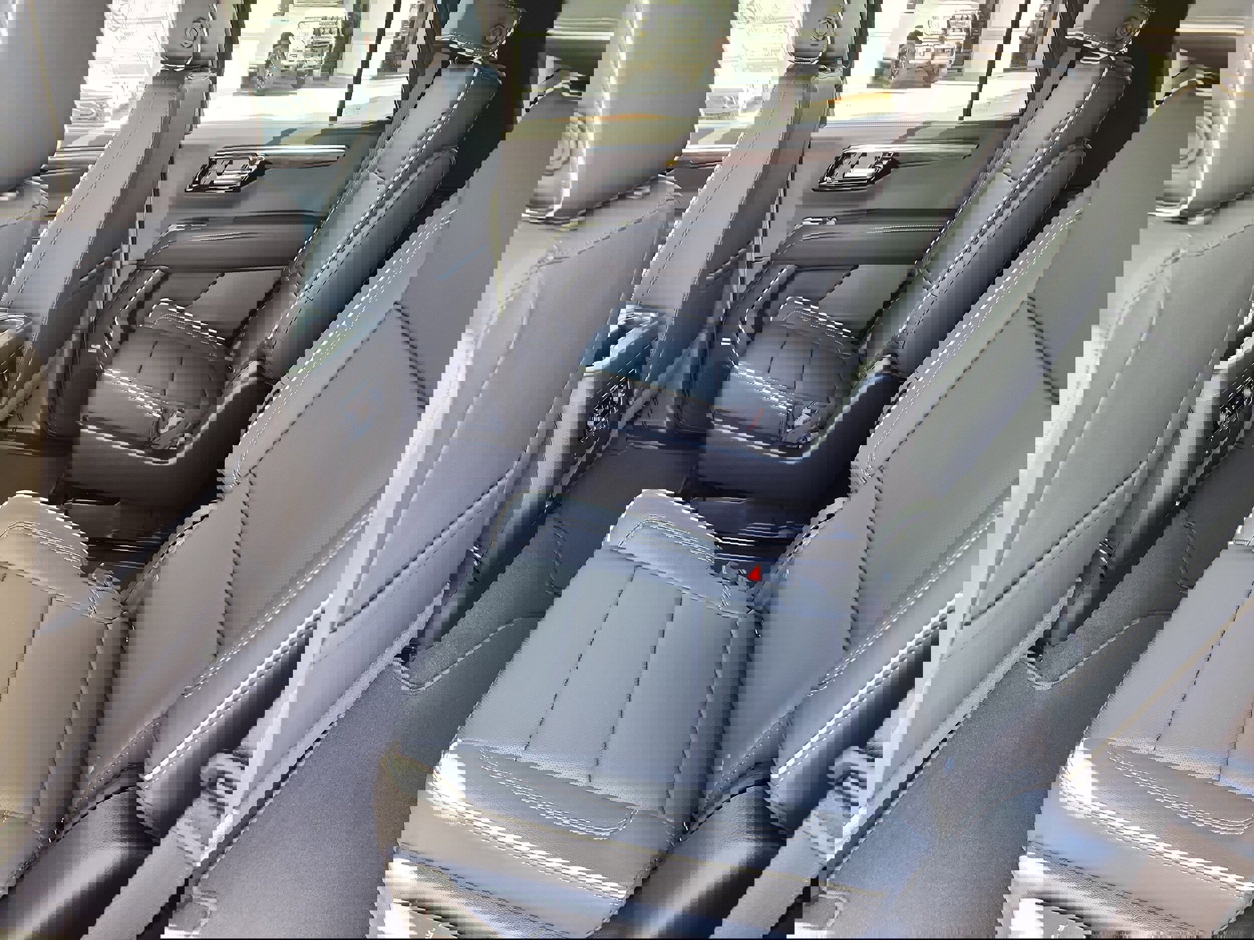 New 2026 Chevrolet Tahoe Premier image 16