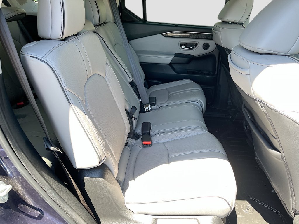 Used 2024 Honda Pilot Elite image 30