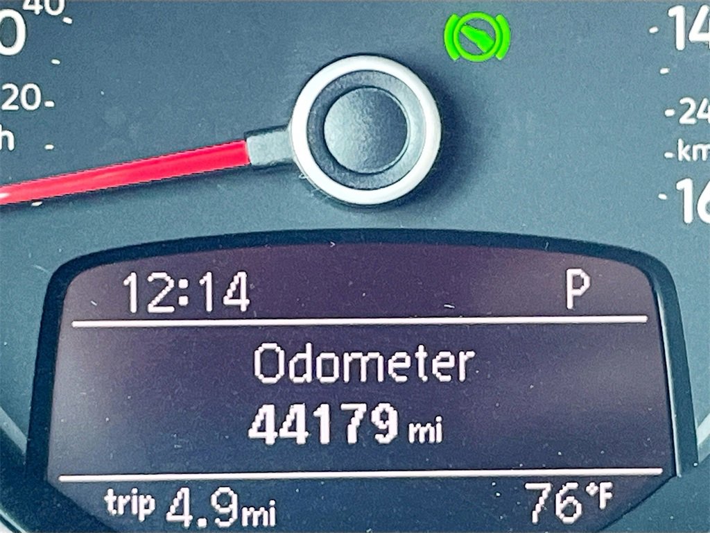 Used 2019 Volkswagen Beetle 2.0T S image 12