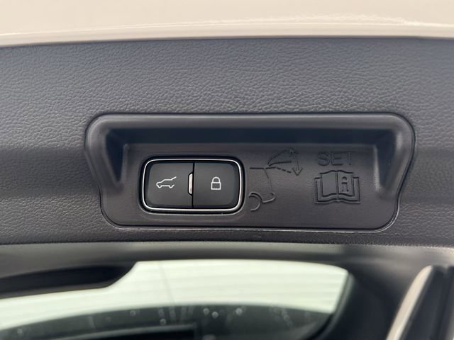 Used 2021 Ford Explorer ST image 23