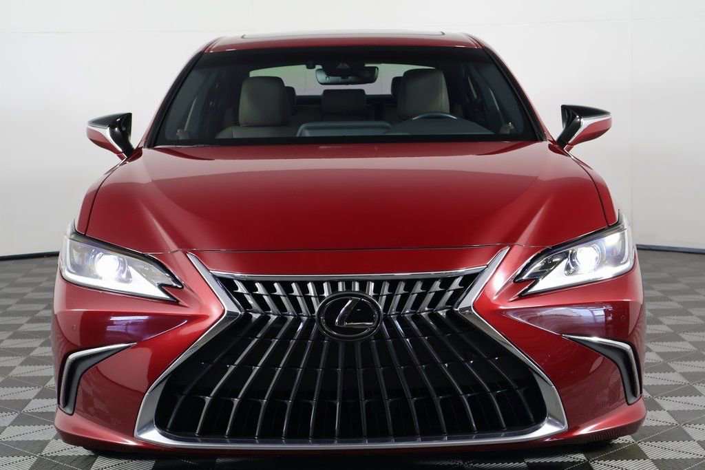Certified 2025 Lexus ES 300h w/ Premium Package image 2