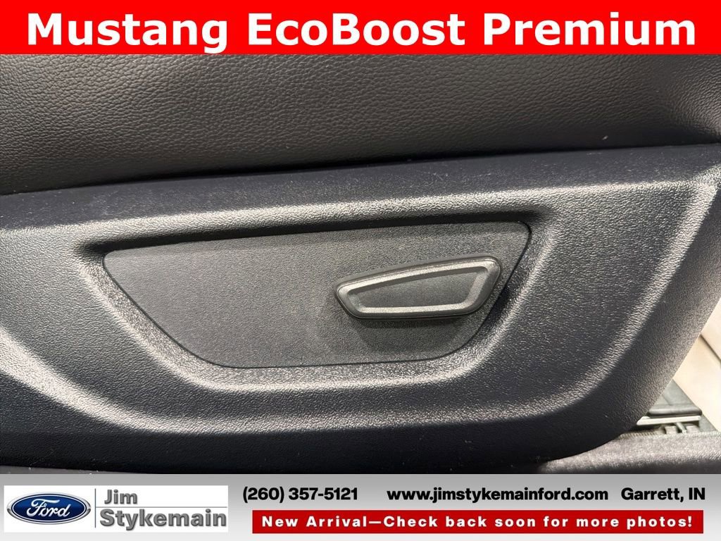 Used 2020 Ford Mustang Premium RWD image 28