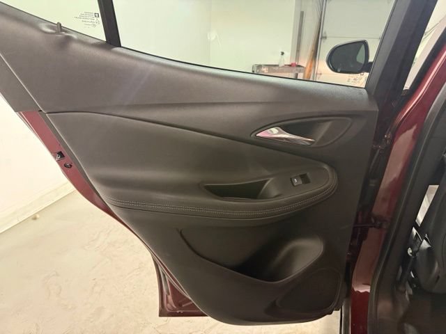 Certified 2023 Buick Encore GX Select FWD image 22