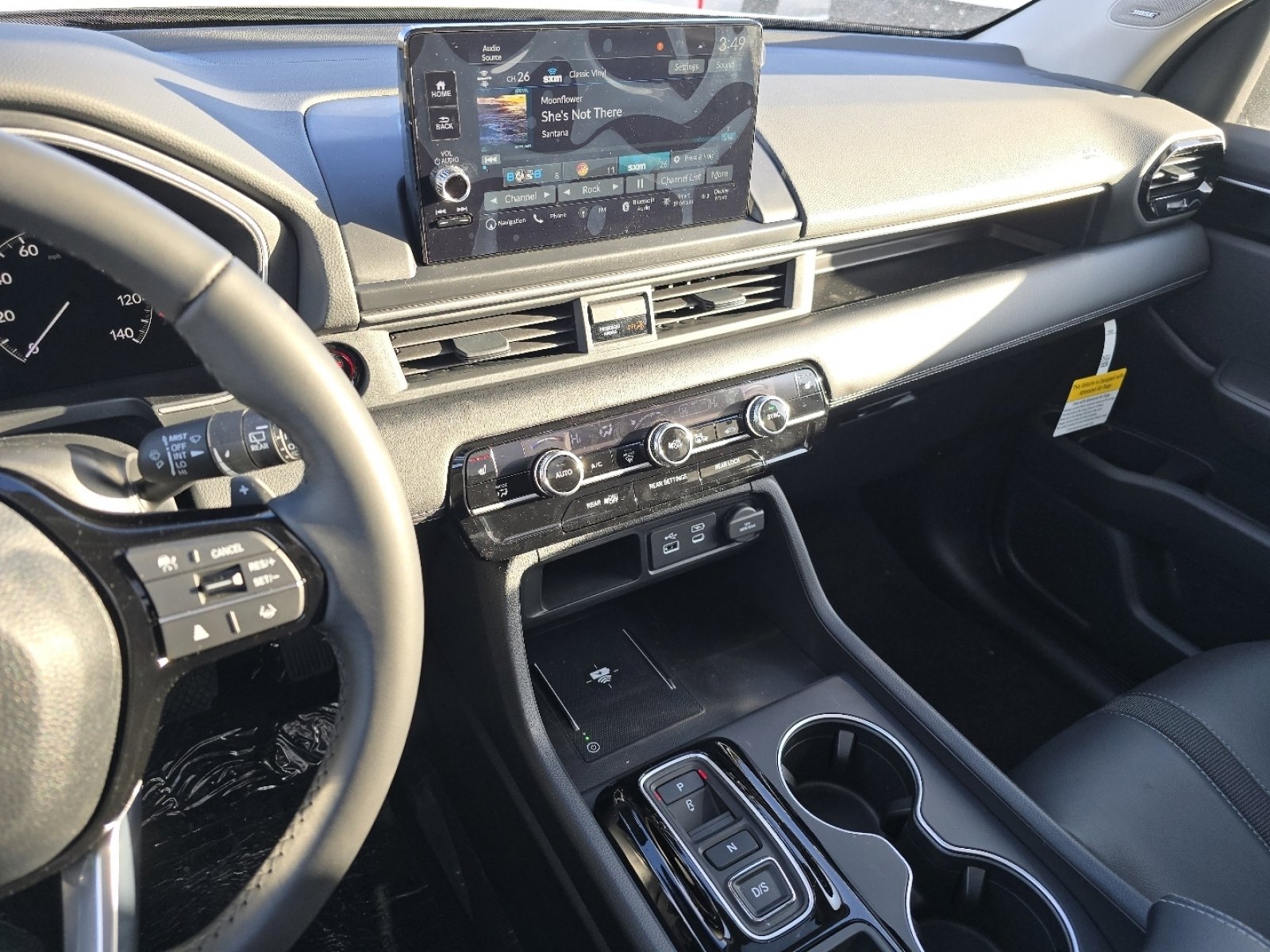 New 2025 Honda Pilot Touring image 30