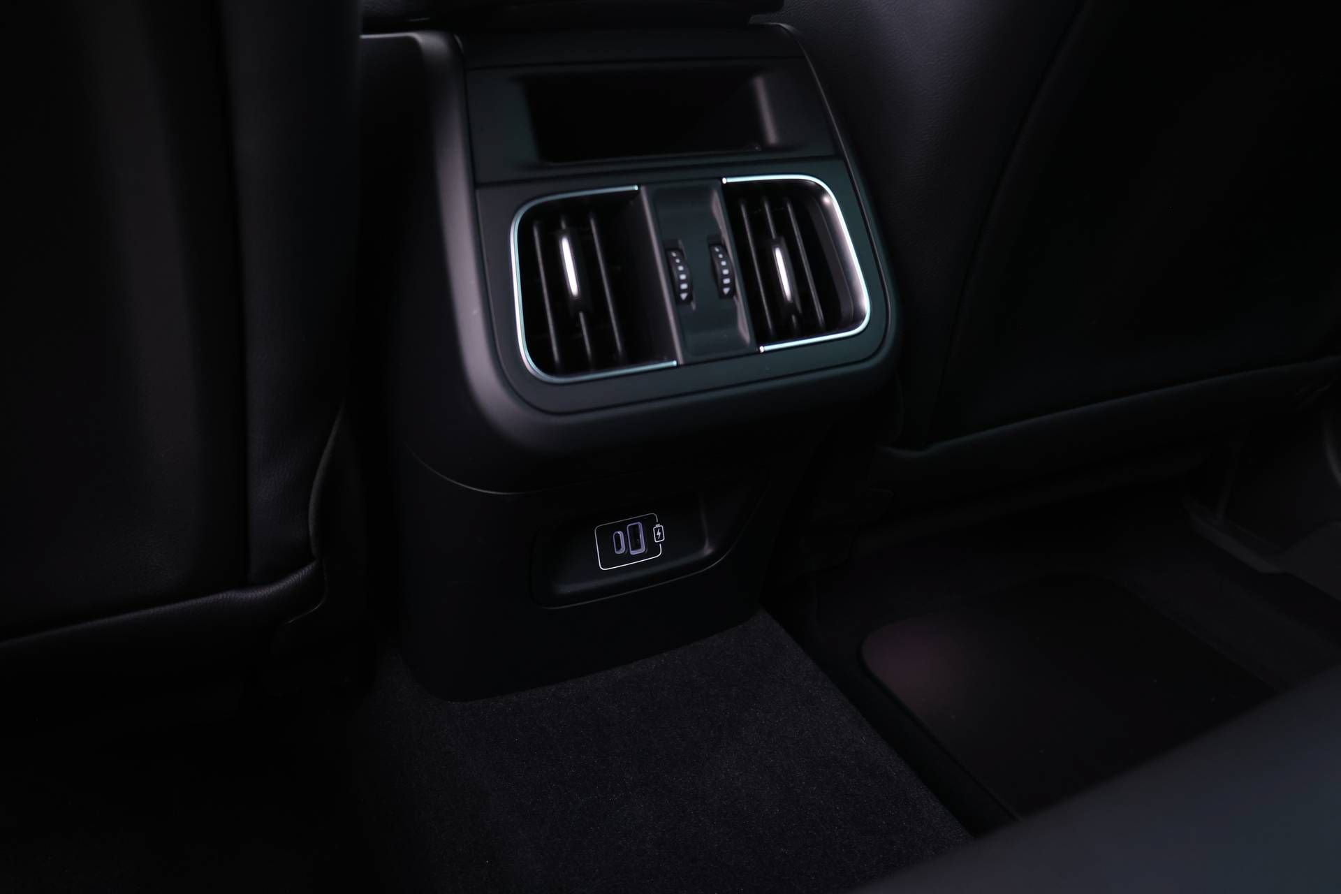 Certified 2023 Maserati Grecale Modena AWD/4WD image 16