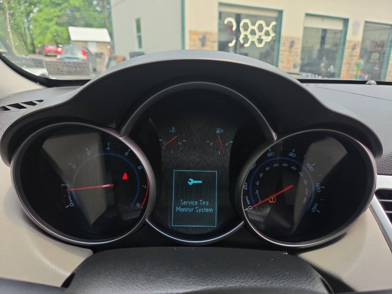 Used 2014 Chevrolet Cruze LT FWD image 23