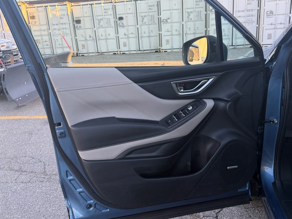 Used 2023 Subaru Forester Limited image 23