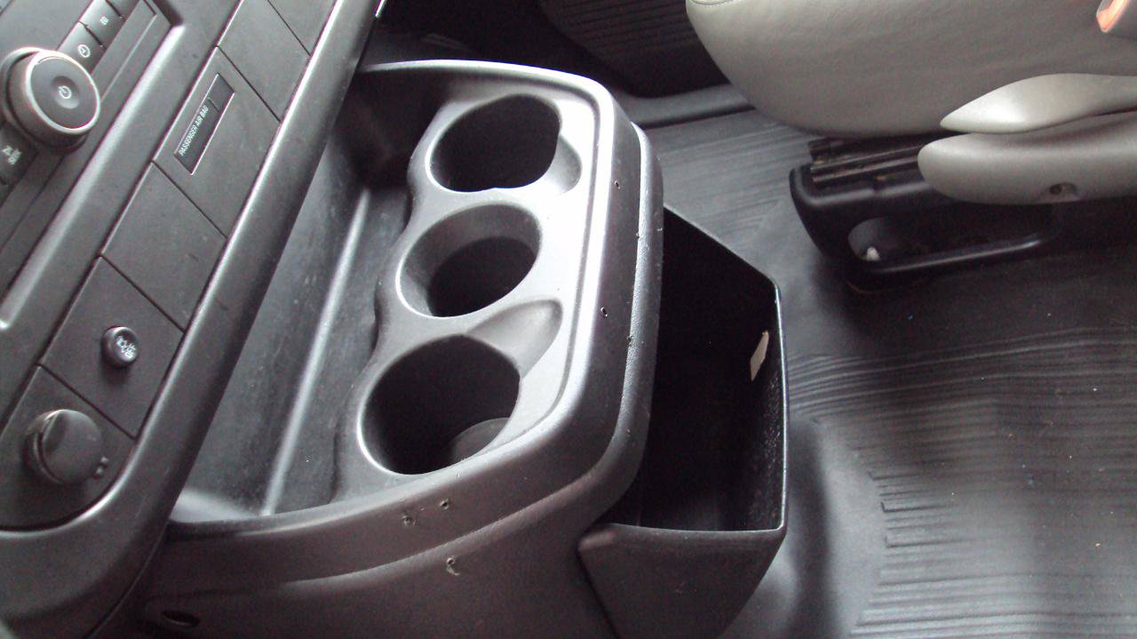 Used 2014 Chevrolet Express 1500 AWD image 25