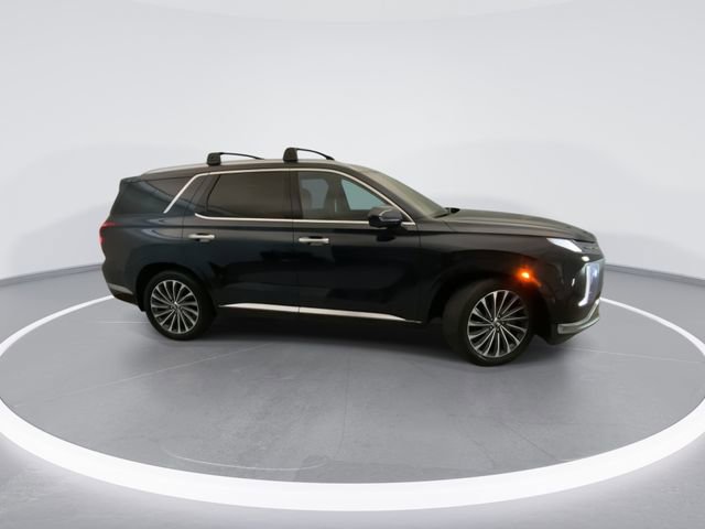 Used 2024 Hyundai Palisade Calligraphy image 5
