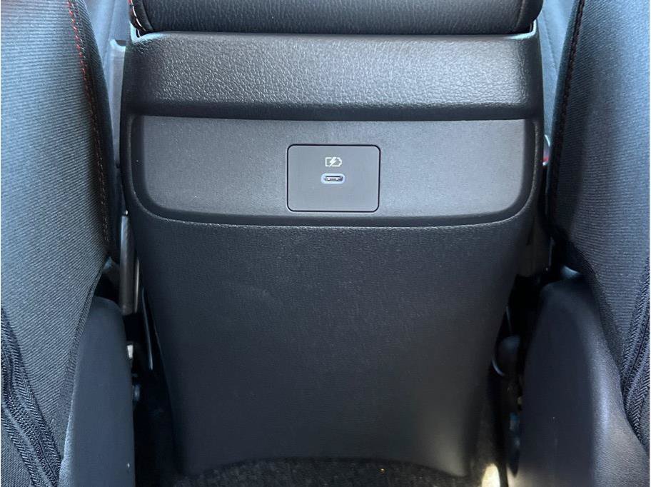 New 2027 Nissan Sentra SR FWD image 10