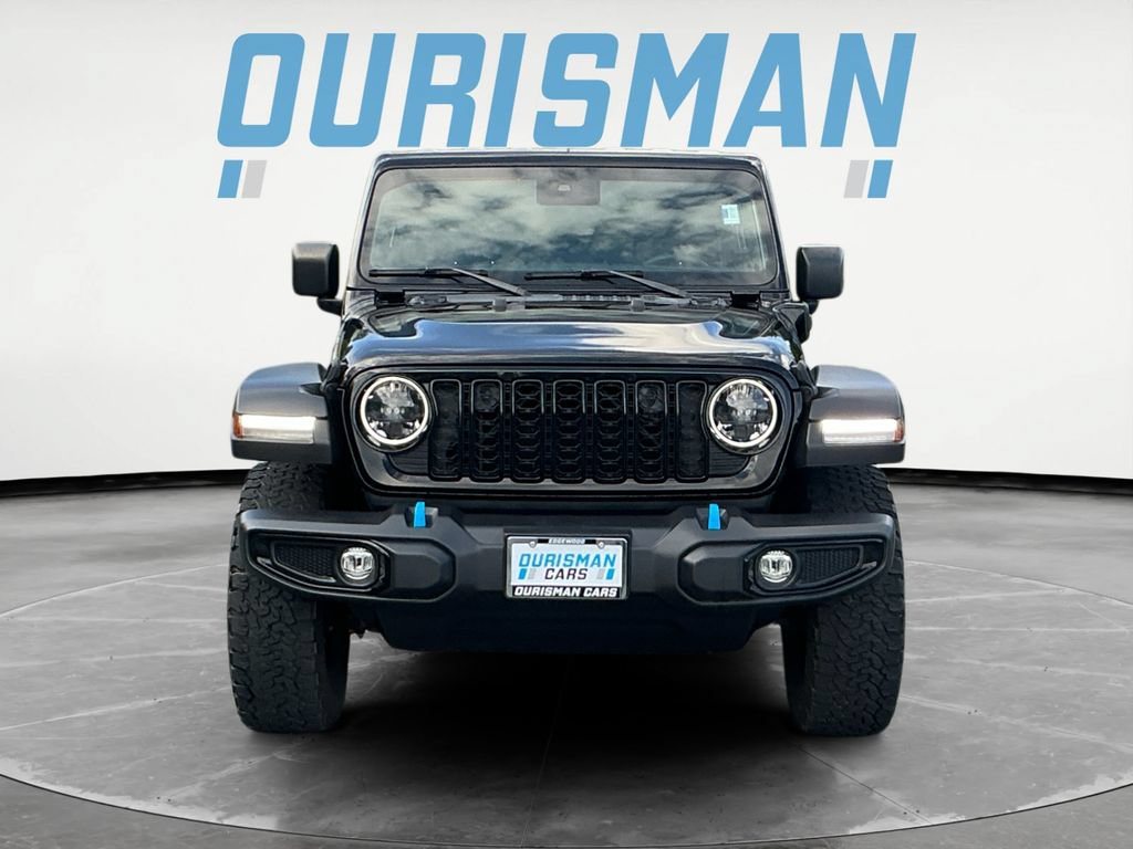 Used 2024 Jeep Wrangler Unlimited AWD/4WD image 2