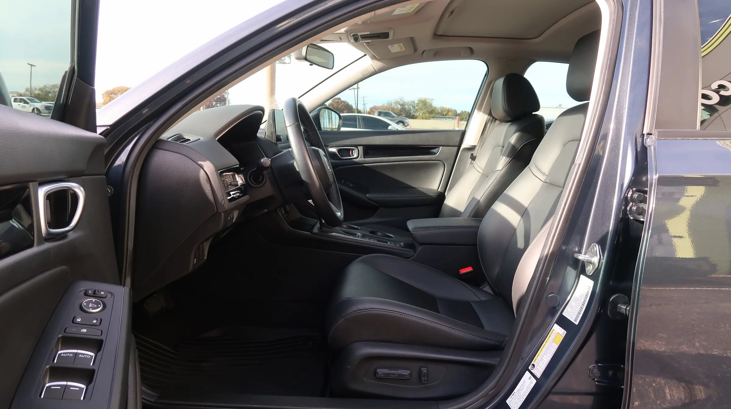 Used 2024 Honda Civic EX-L image 14