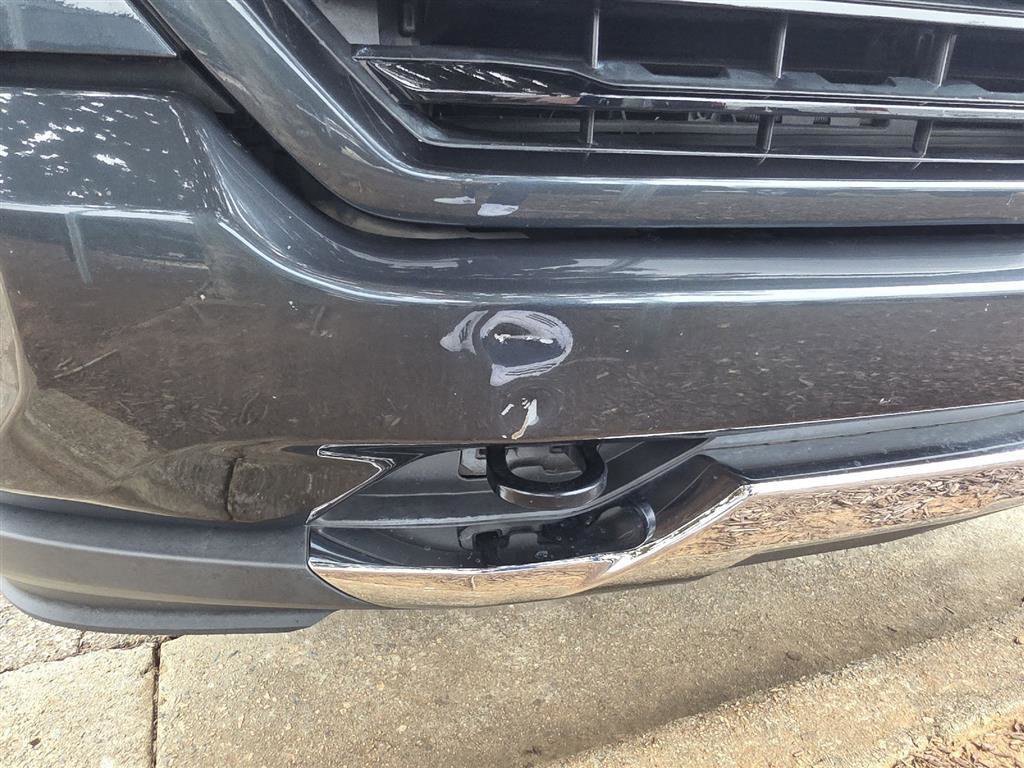 Used 2017 Chevrolet Silverado 1500 LT w/ All Star Edition image 3