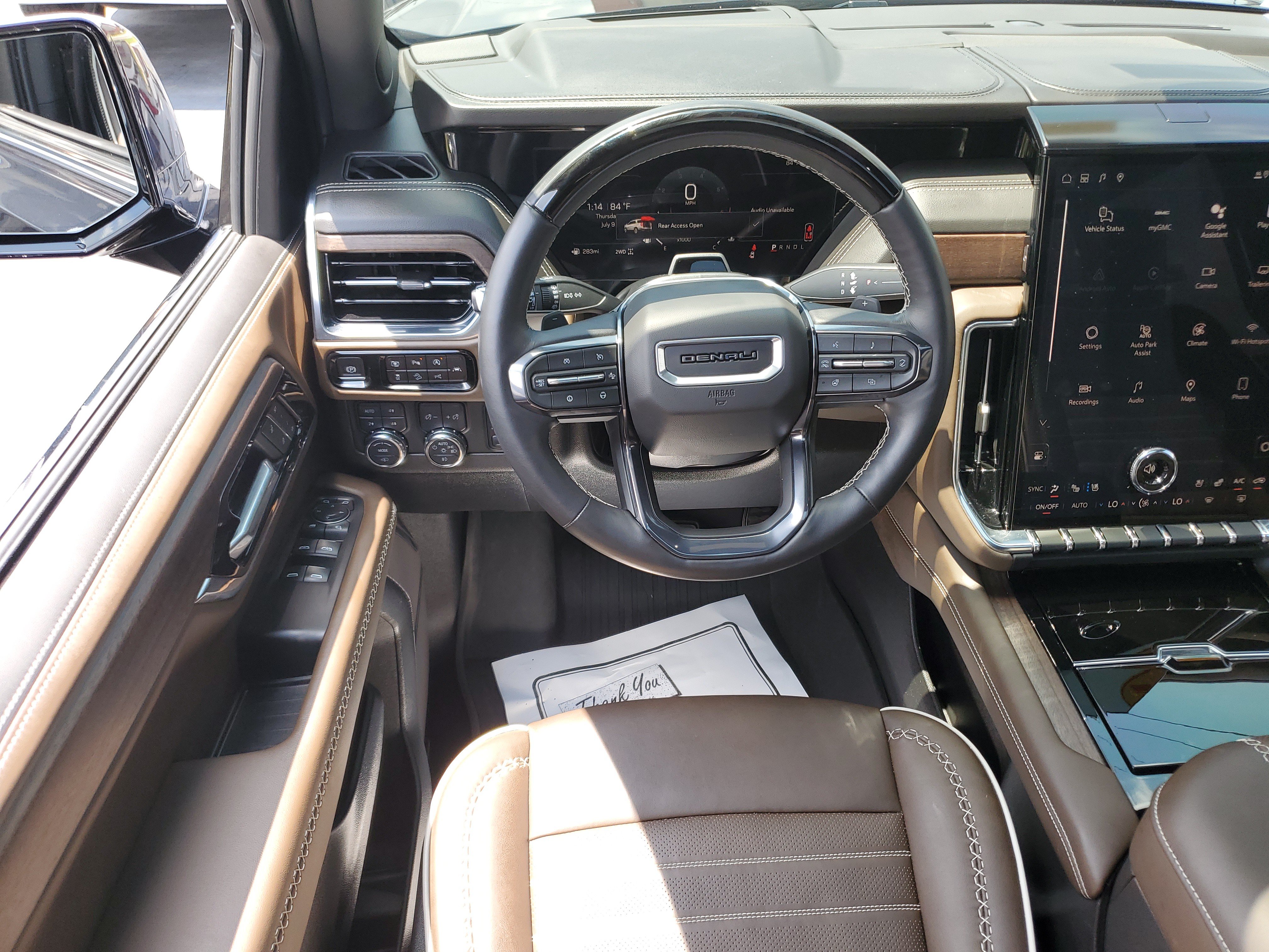 Used 2025 GMC Yukon XL Denali Ultimate AWD/4WD image 10