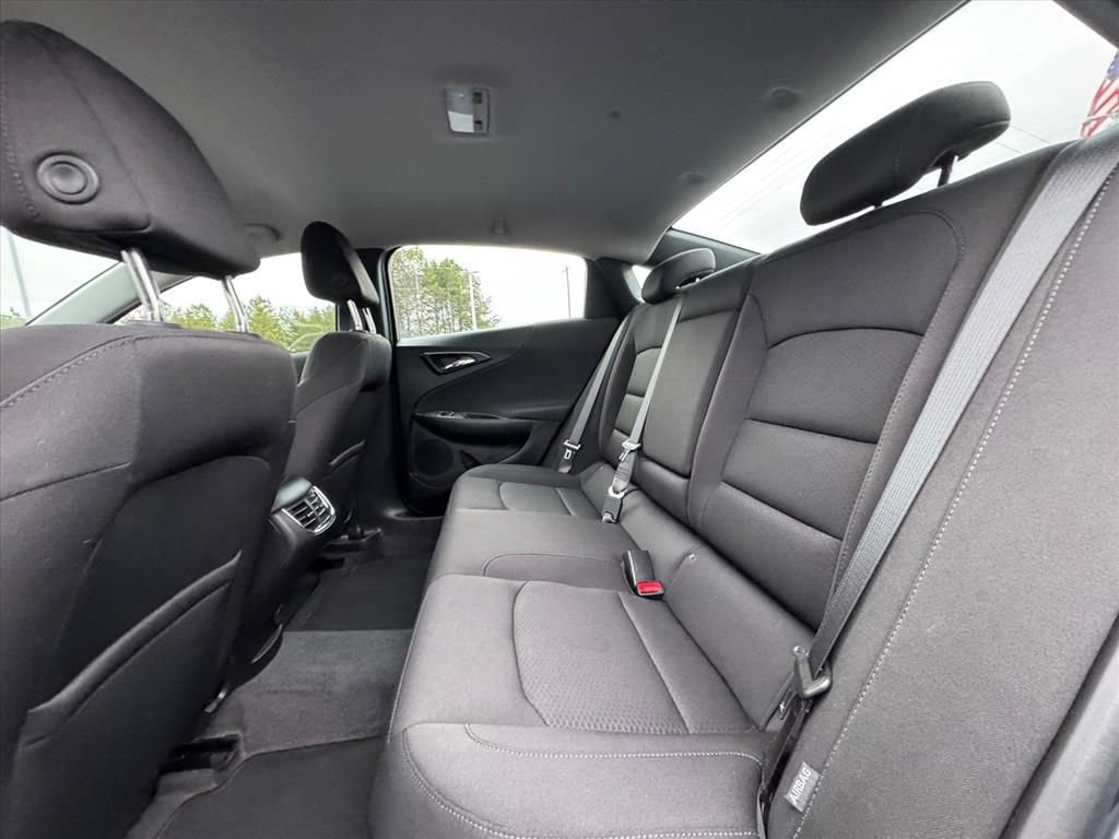 Used 2019 Chevrolet Malibu LT w/ Driver Confidence Package FWD image 11