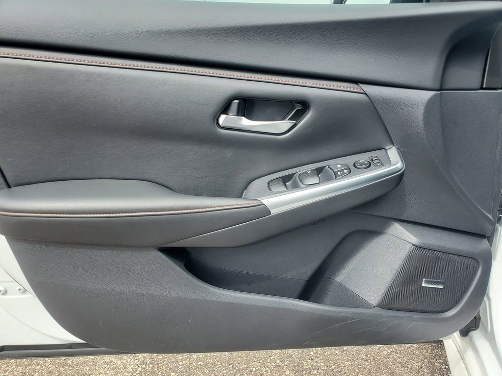 Used 2024 Nissan Sentra SR w/ SR Premium Package image 11