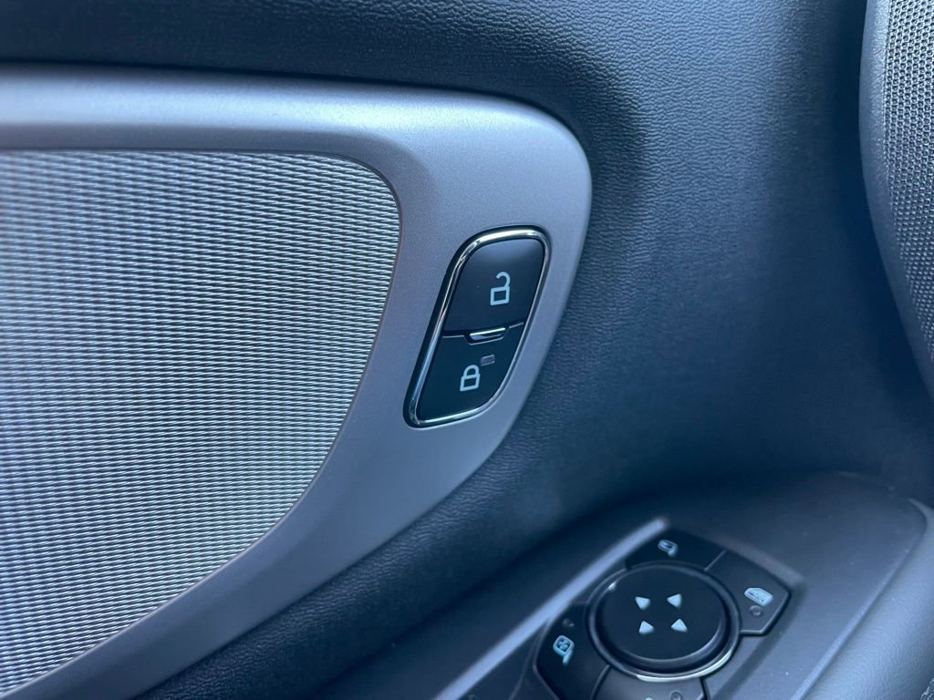 New 2026 Ford Expedition Active image 35