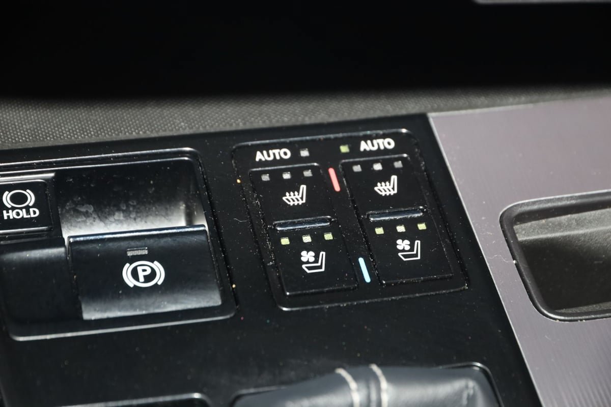 Used 2022 Lexus RX 350 F Sport w/ Cold Area Package (CT) AWD/4WD image 8