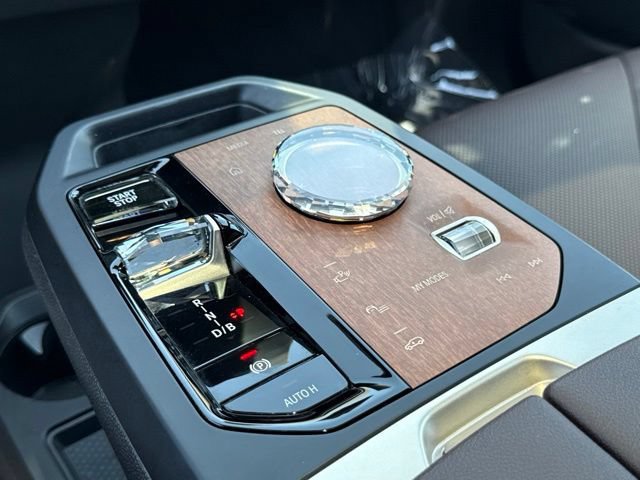 Certified 2023 BMW iX M60 w/ Executive Package AWD/4WD image 29