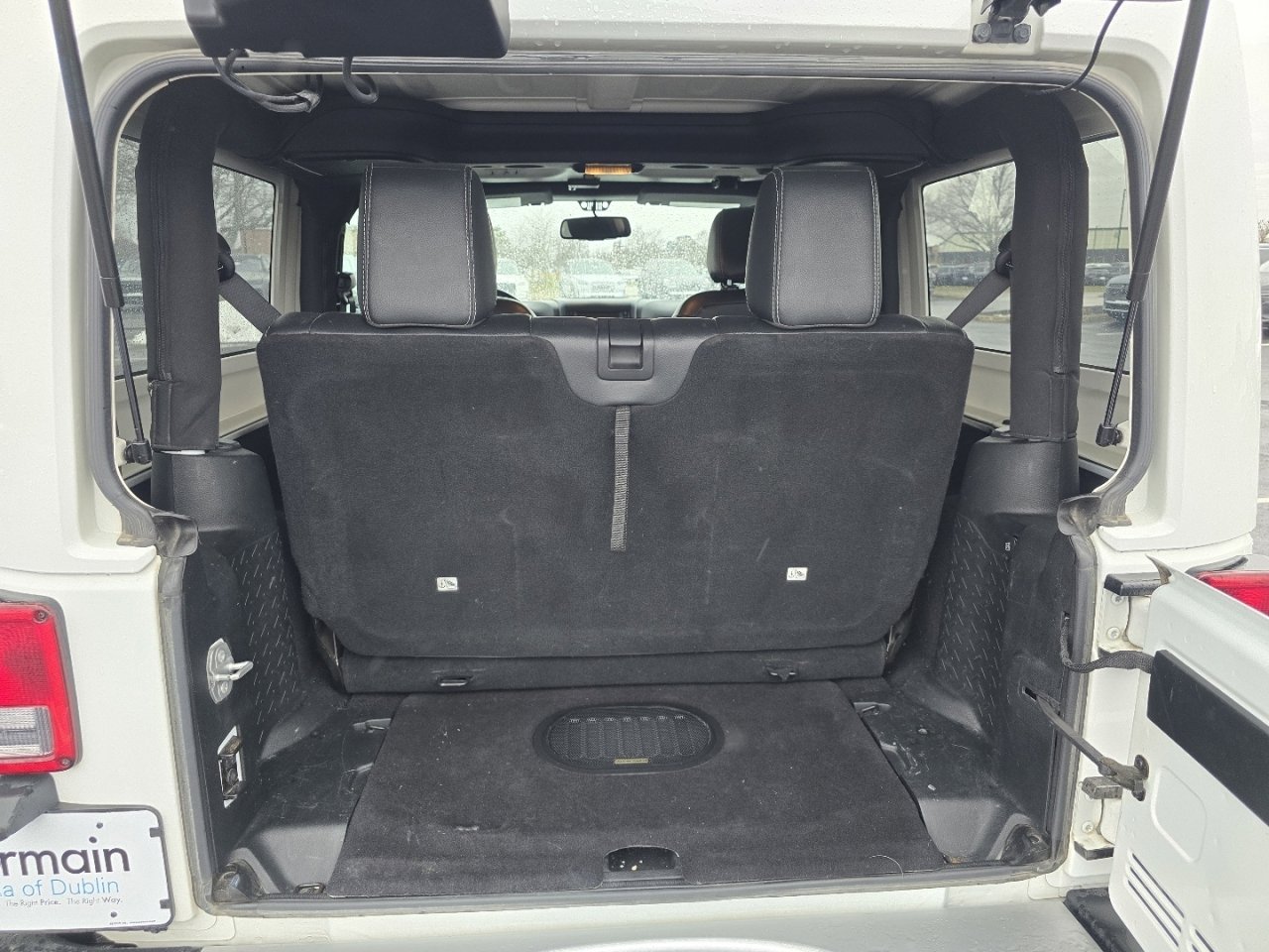 Used 2018 Jeep Wrangler Sahara w/ Connectivity Group image 20