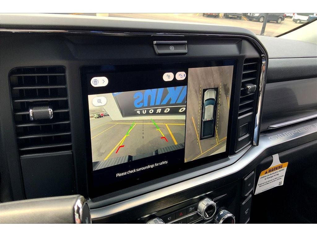 Used 2025 Ford F350 Lariat AWD/4WD image 23