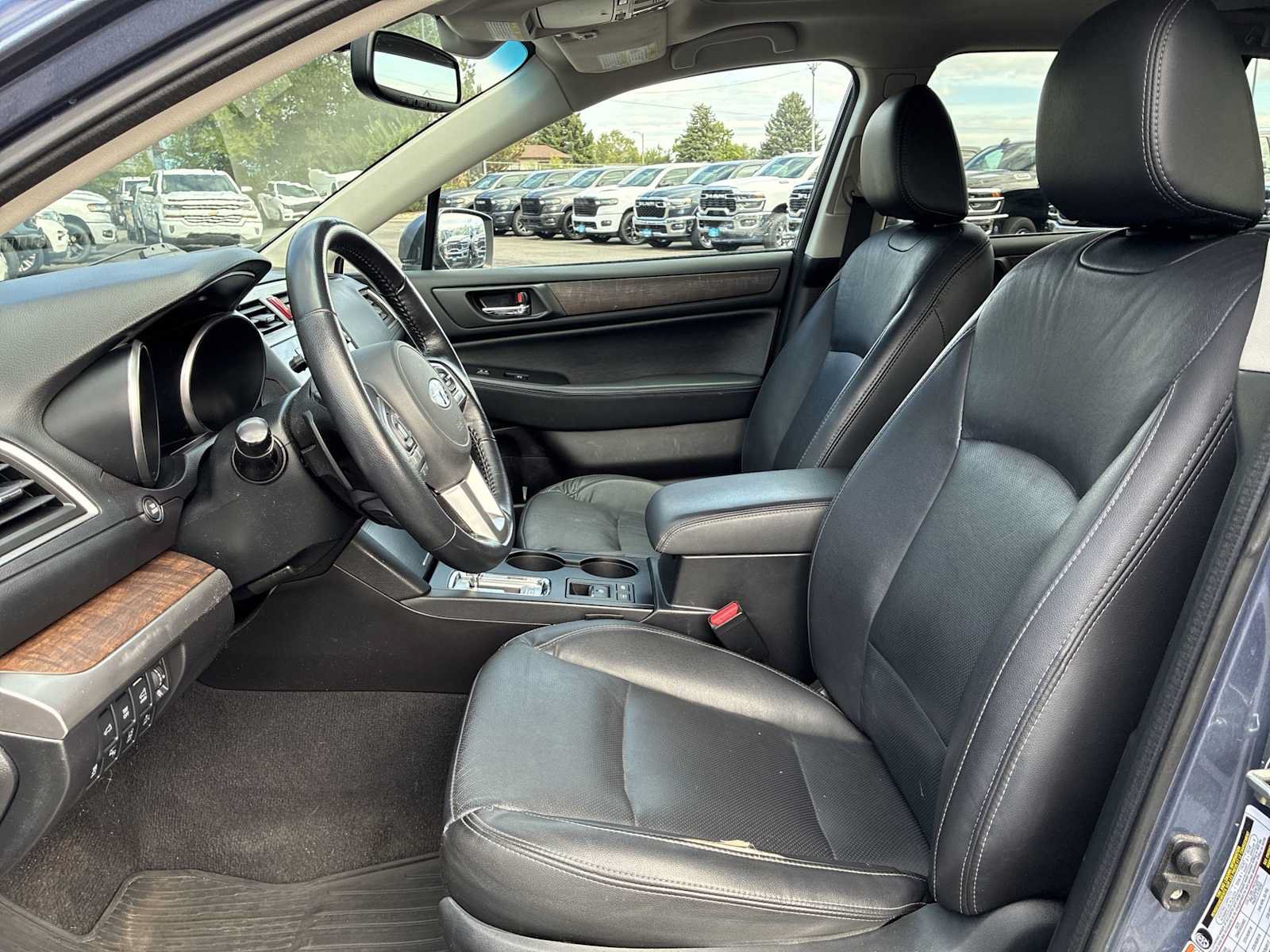 Used 2016 Subaru Outback 2.5i Limited AWD/4WD image 13