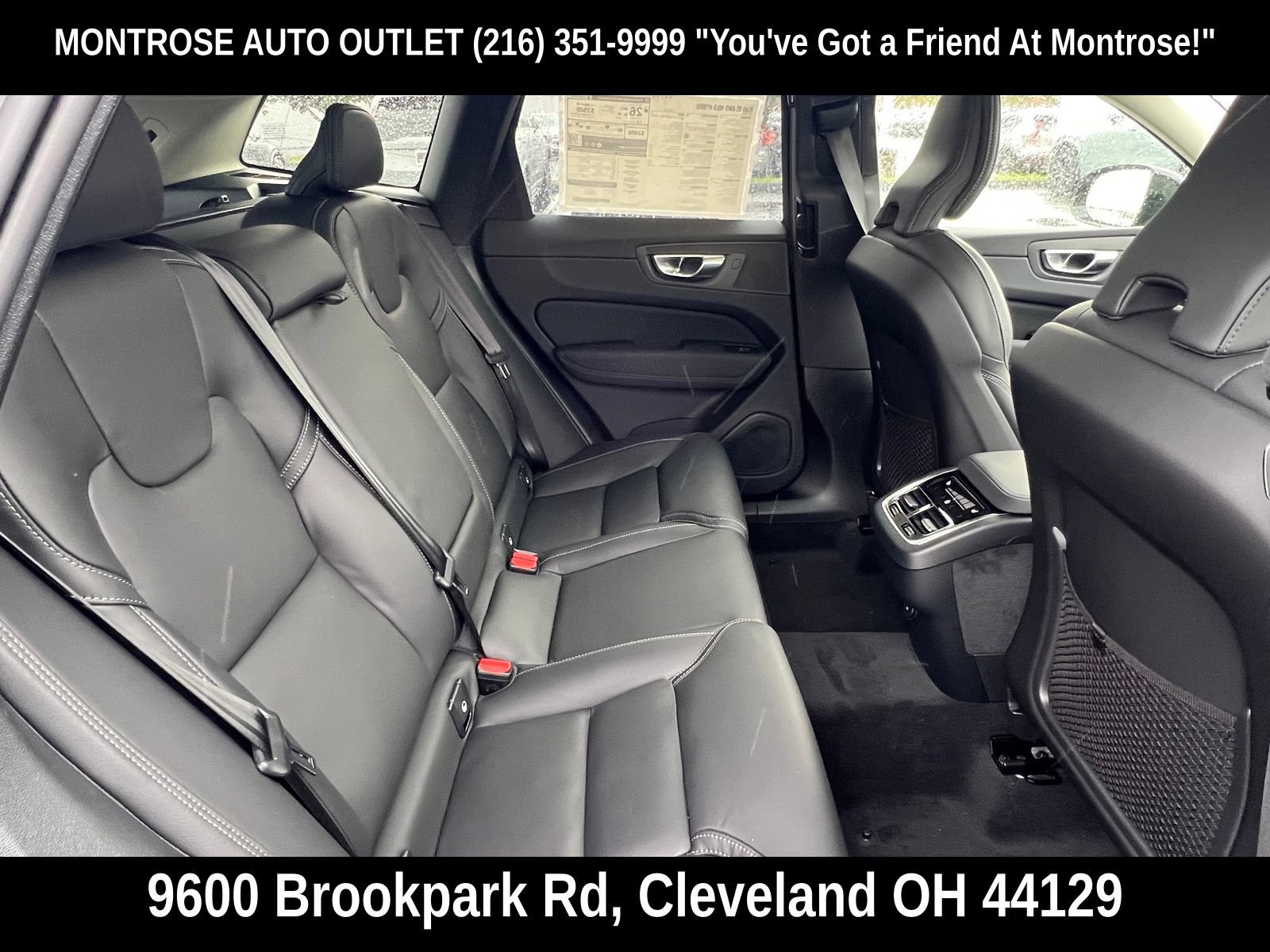 New 2026 Volvo XC60 B5 Plus w/ Protection Package Premier AWD/4WD image 17