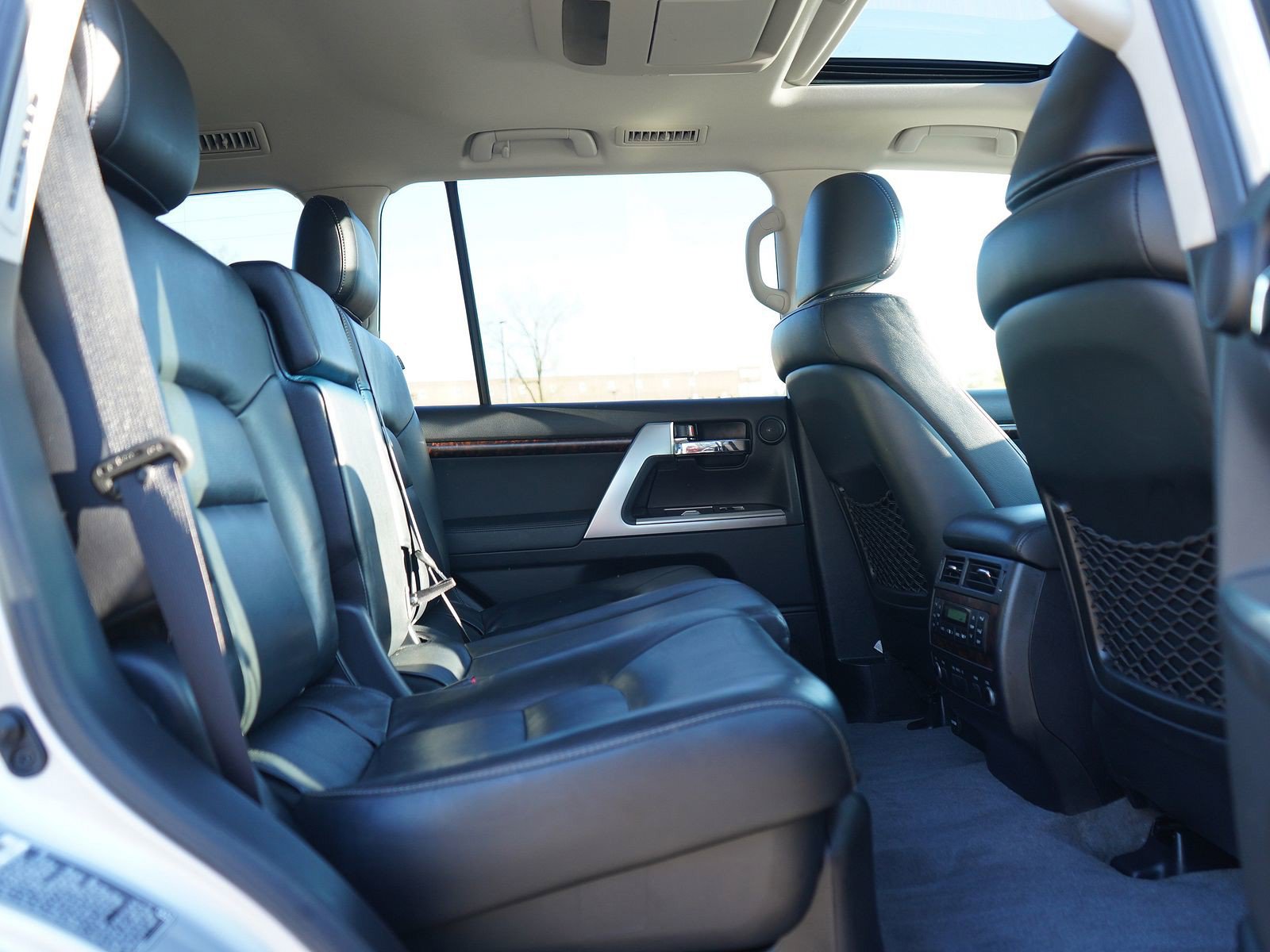 Used 2015 Toyota Land Cruiser AWD/4WD image 14