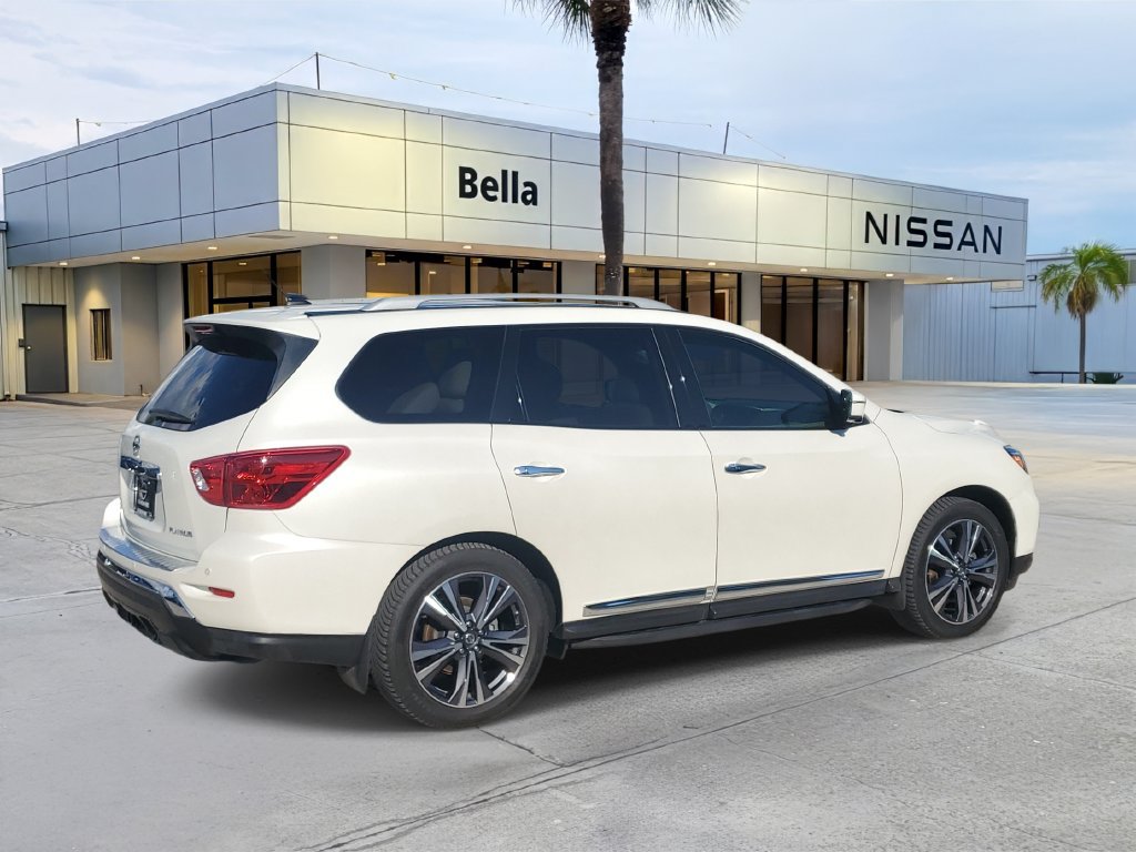 Used 2017 Nissan Pathfinder Platinum FWD image 7