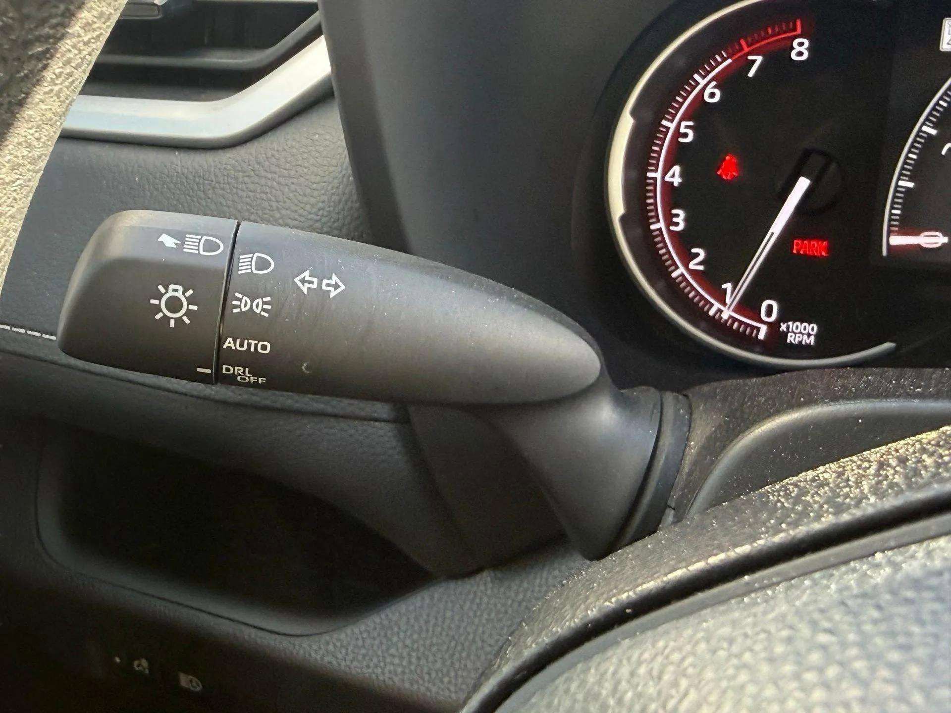 Used 2025 Toyota RAV4 XLE w/ Convenience Package FWD image 46