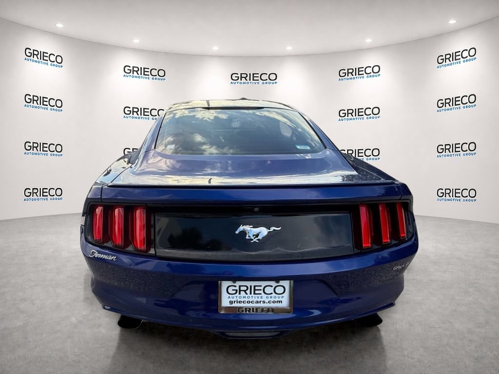 Used 2016 Ford Mustang Coupe RWD image 6