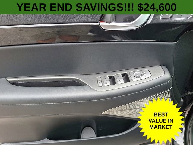 Used 2022 Hyundai Palisade Limited w/ Winter Package image 15