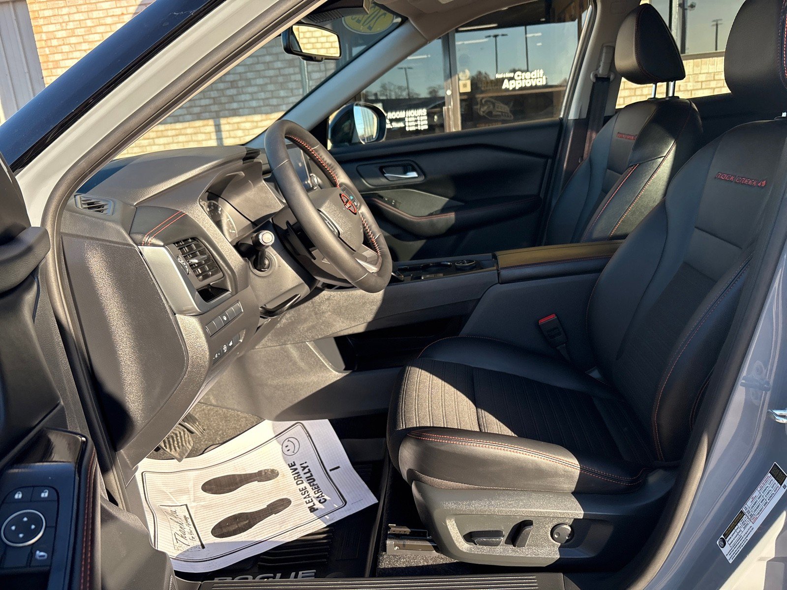 Used 2025 Nissan Rogue Rock Creek w/ Rock Creek Premium Package image 3