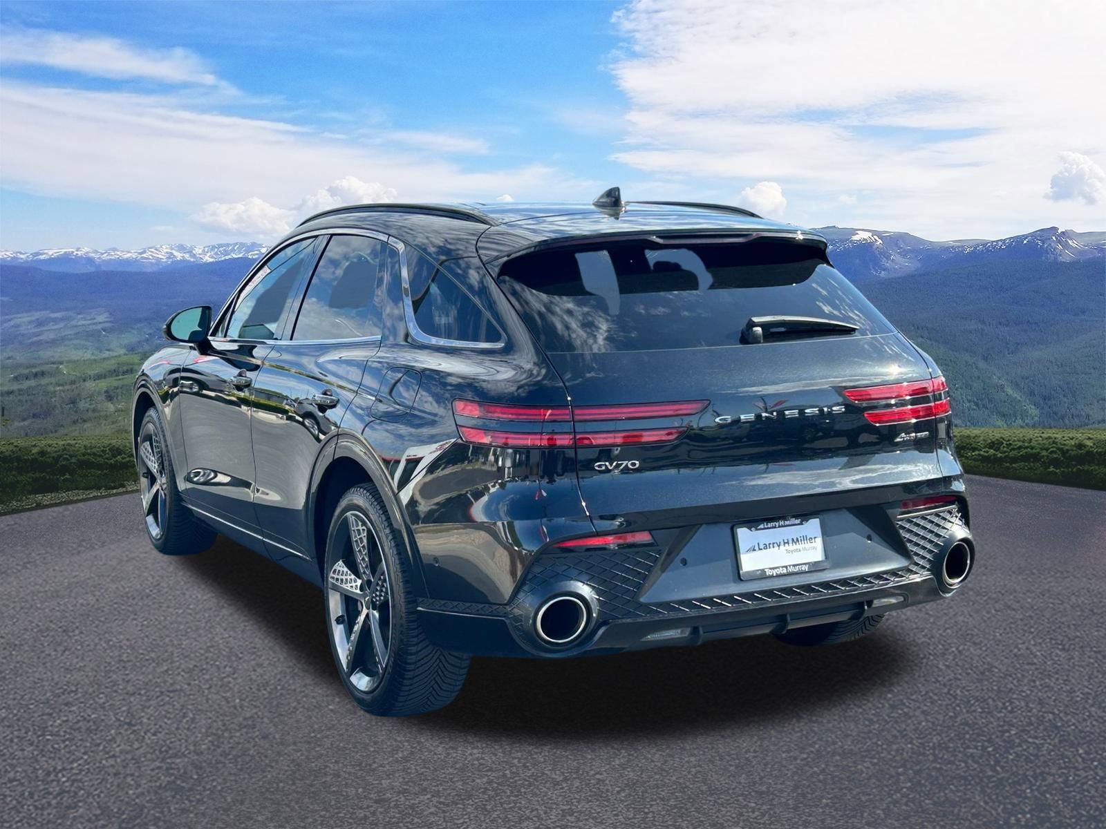 Used 2022 Genesis GV70 3.5T Sport w/ Sport Prestige Package AWD/4WD image 3