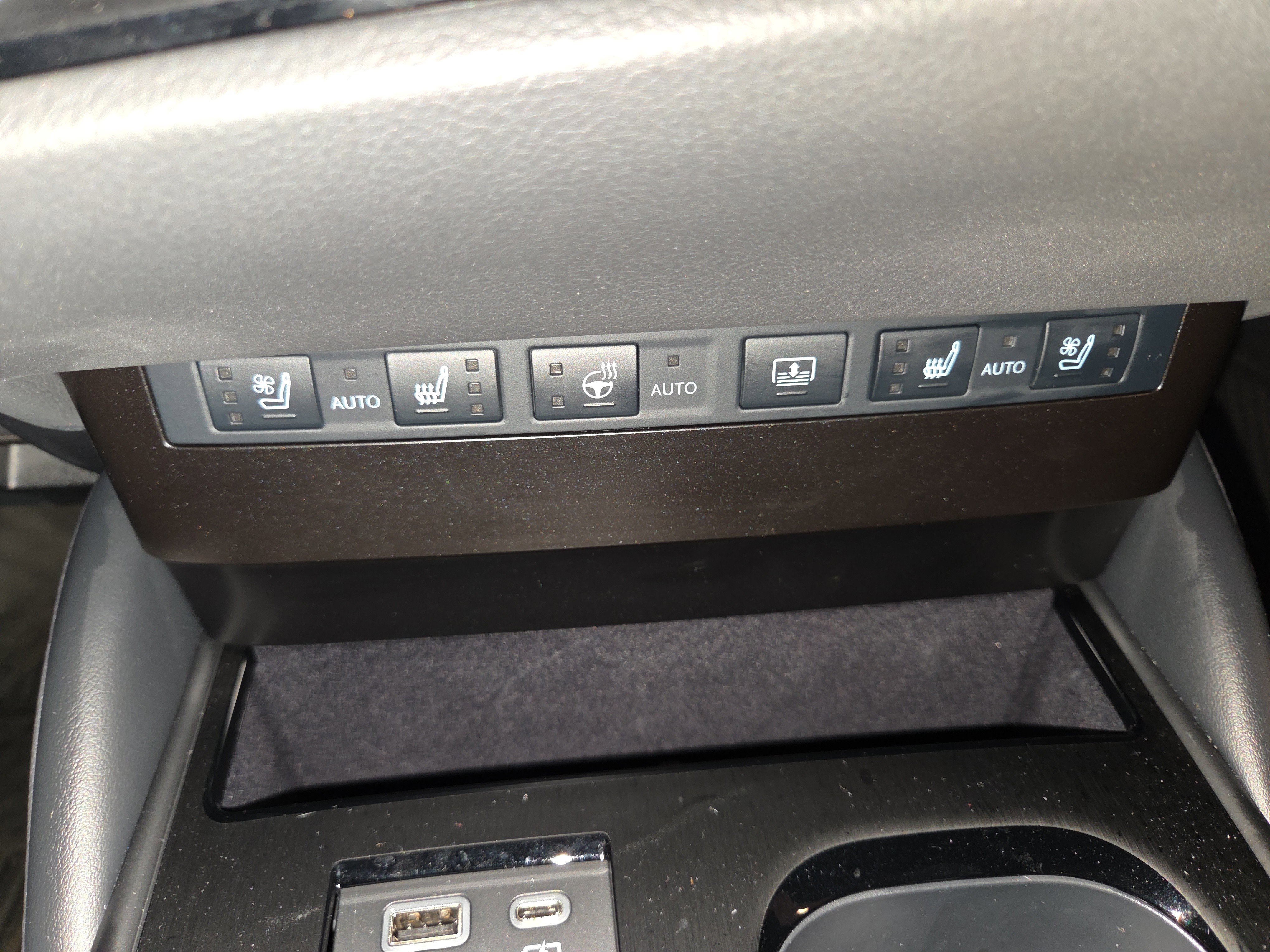 Certified 2025 Lexus ES 350 F Sport image 23