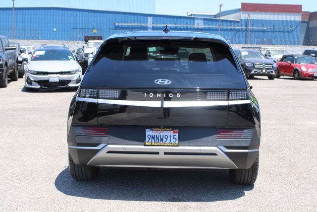 Used 2024 Hyundai Ioniq 5 SE RWD image 4
