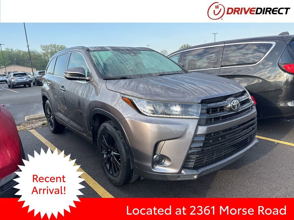 Used 2019 Toyota Highlander SE AWD/4WD image 1